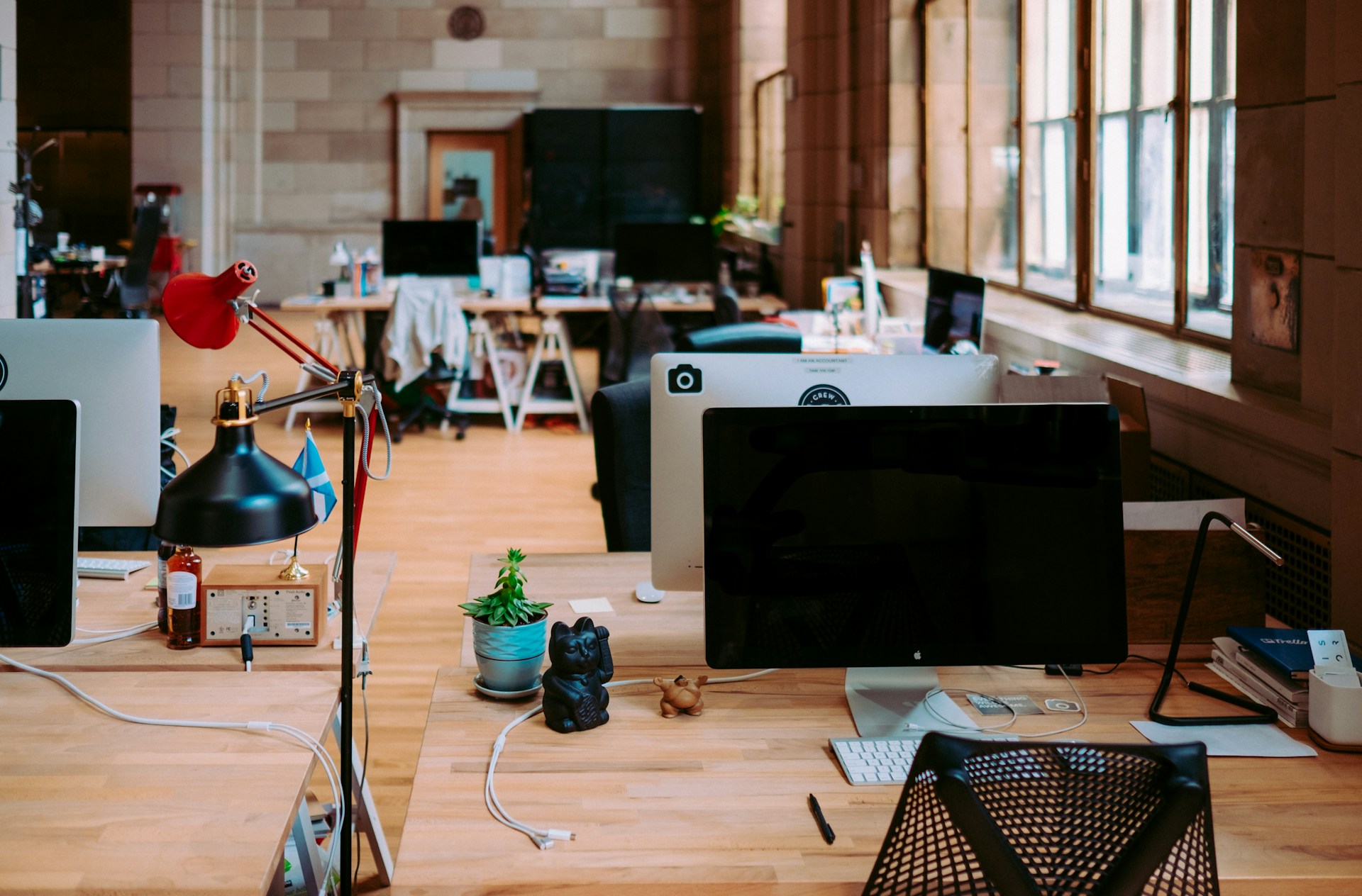 Accessoires de bureau à pince – précision en bord de bureau